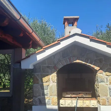 شقة With Parking Space Palit, Rab - 14610 *