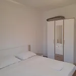 Apartmán With Parking Space Palit, Rab - 14610 *