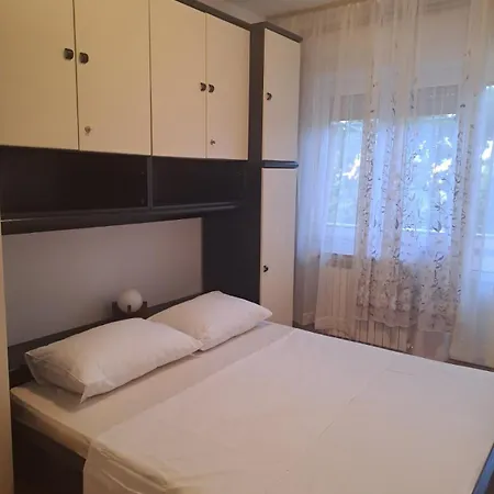 With Parking Space Palit, Rab - 14610 Apartman