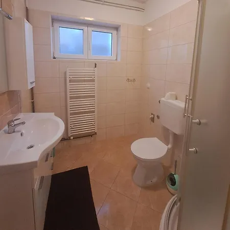 Appartement With A Parking Space Palit, Rab - 14610