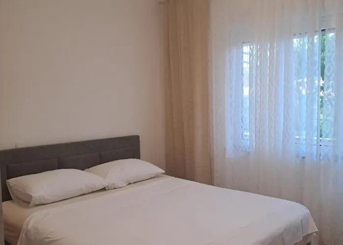 Διαμέρισμα With Parking Space Palit, Rab - 14610 Palit