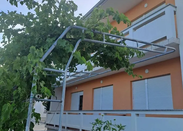 With Parking Space Palit, Rab - 14610 Palit